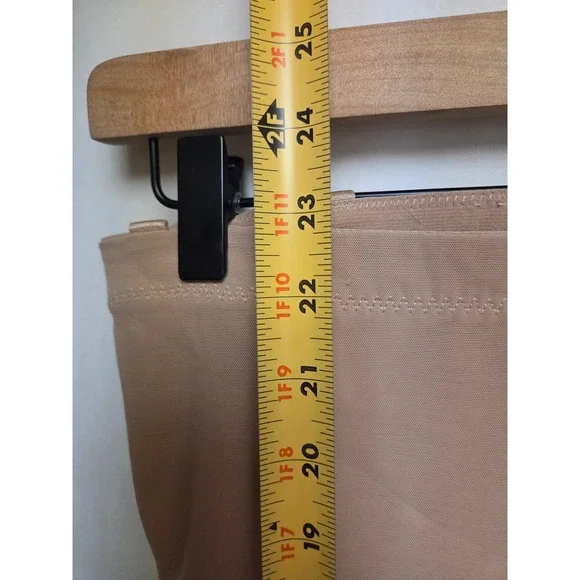 HONEYLOVE Sculpting High Waisted Short Body Shaper Compression Tan Size S - Picture 5 of 6